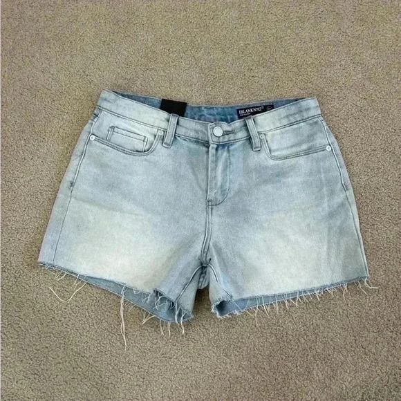New with tags BlankNYC the Fulton roll up short jean shorts in size 28 - Picture 1 of 5